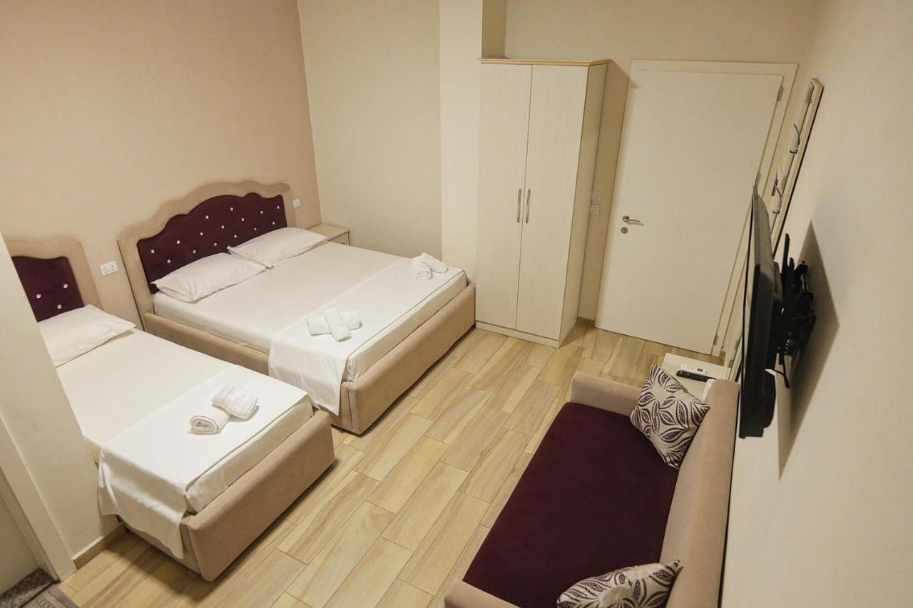 דורס Hotel Vila Dedej מראה חיצוני תמונה
