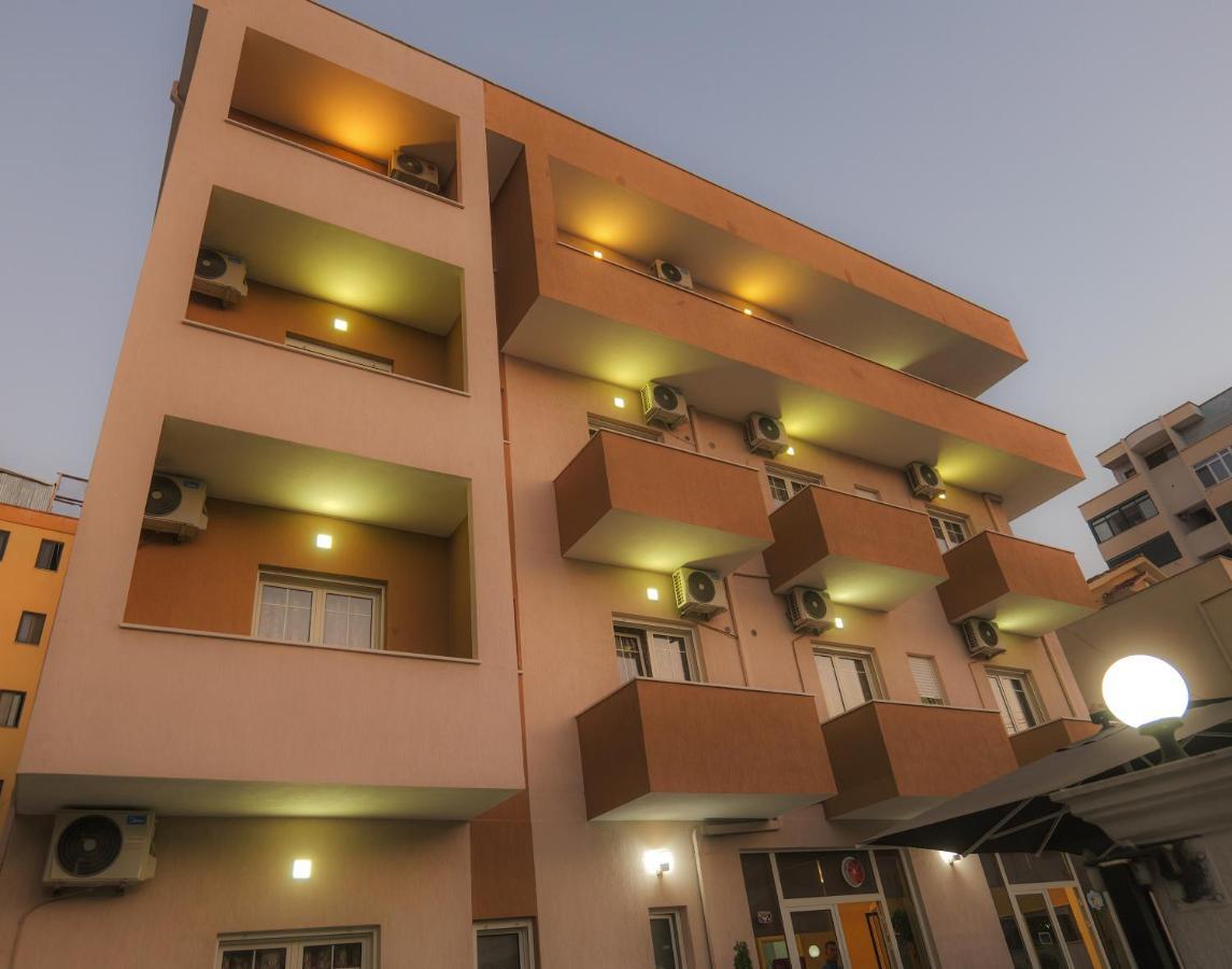 דורס Hotel Vila Dedej מראה חיצוני תמונה