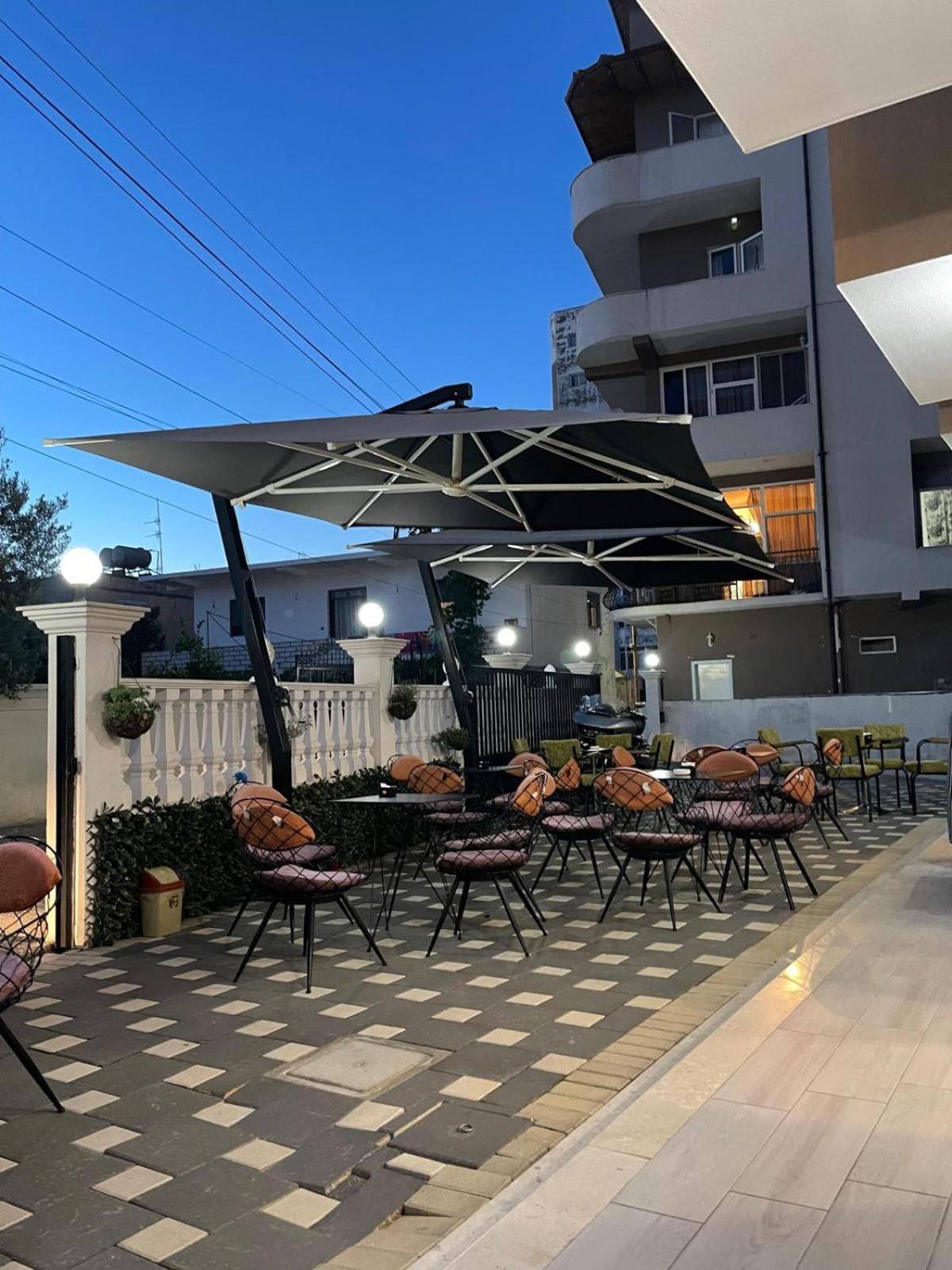 דורס Hotel Vila Dedej מראה חיצוני תמונה