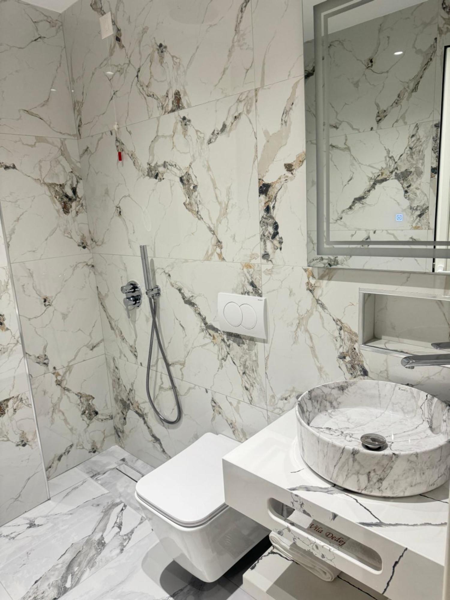 דורס Hotel Vila Dedej מראה חיצוני תמונה