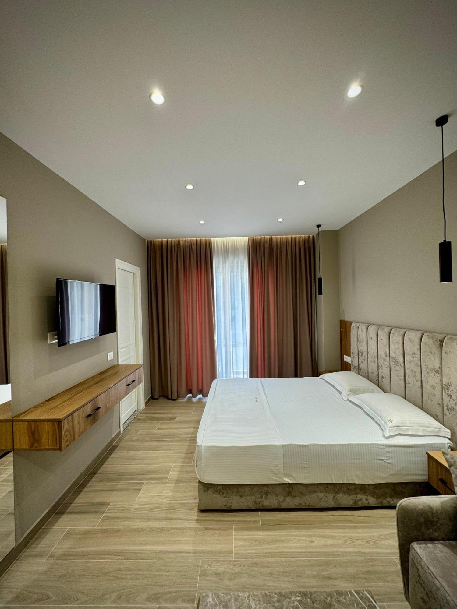 דורס Hotel Vila Dedej מראה חיצוני תמונה